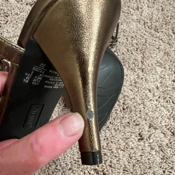 New with flaw Fioni 6.5 bronze copper metallic jewel dress sandals shoes heels - Picture 7 of 13